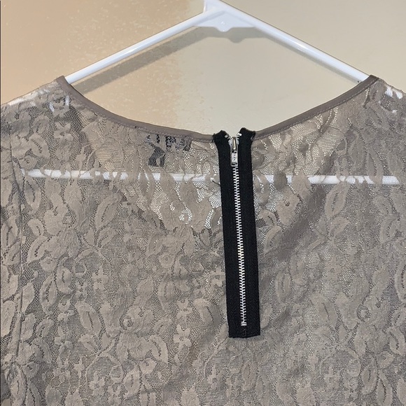 Beige Lace Top - Picture 4 of 4